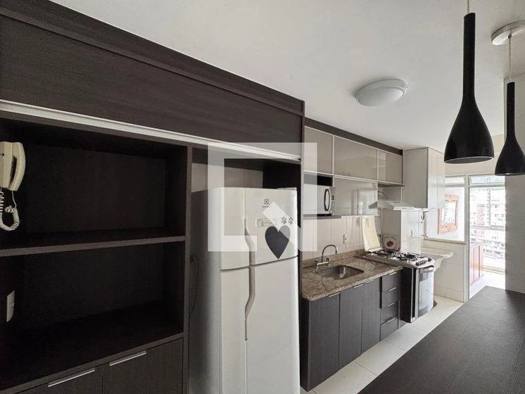 3-bedroom apartment with a mountain view in Rio de Janeiro — photo 7