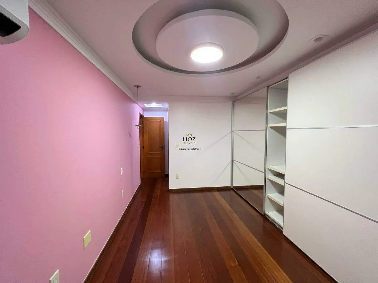 Apartamento com varanda e churrasqueira embutida — photo 23