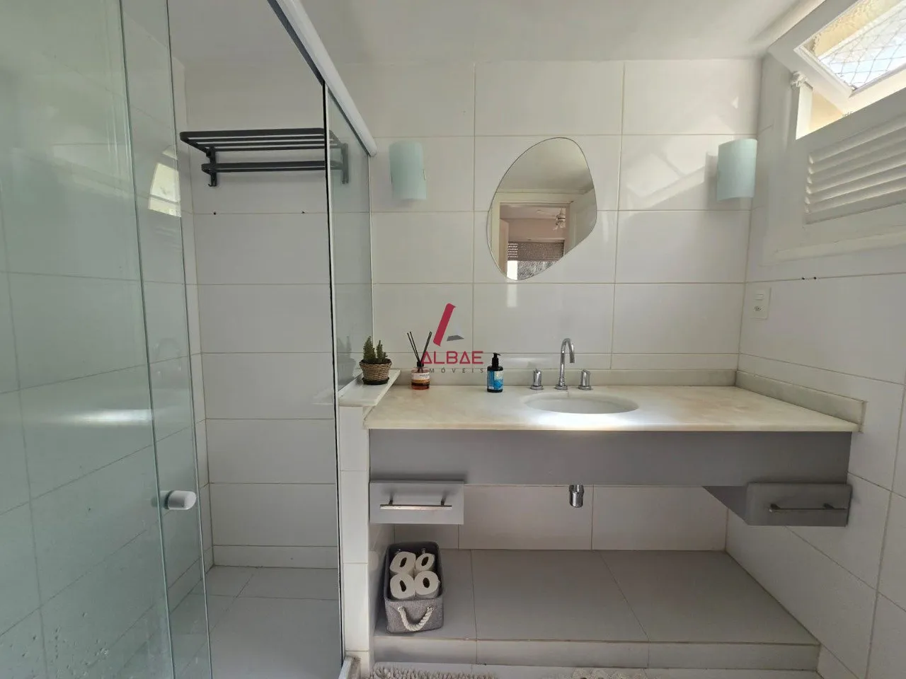 2-bedroom apartment with balcony and a full set of 3 baths — photo 17