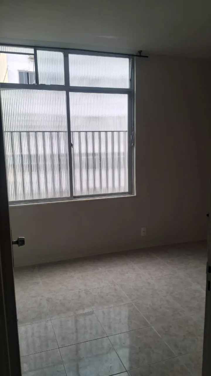 Unfurnished 2-bedroom apartment with 1 bathroom and 1 space — photo 3