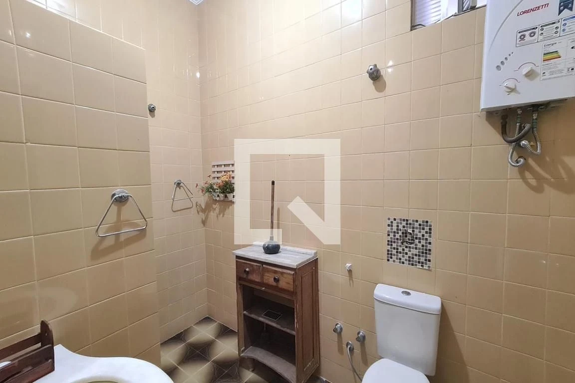 Квартира без меблів з 3 спальнями та балконом — photo 6