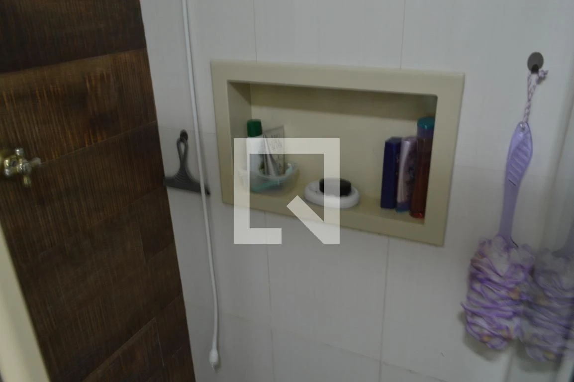 3-bedroom apartment with a bathtub — photo 49