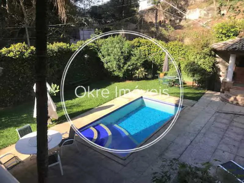 Casa com 6 quartos e 950 m², 2 vagas e cozinha fechada — photo 19