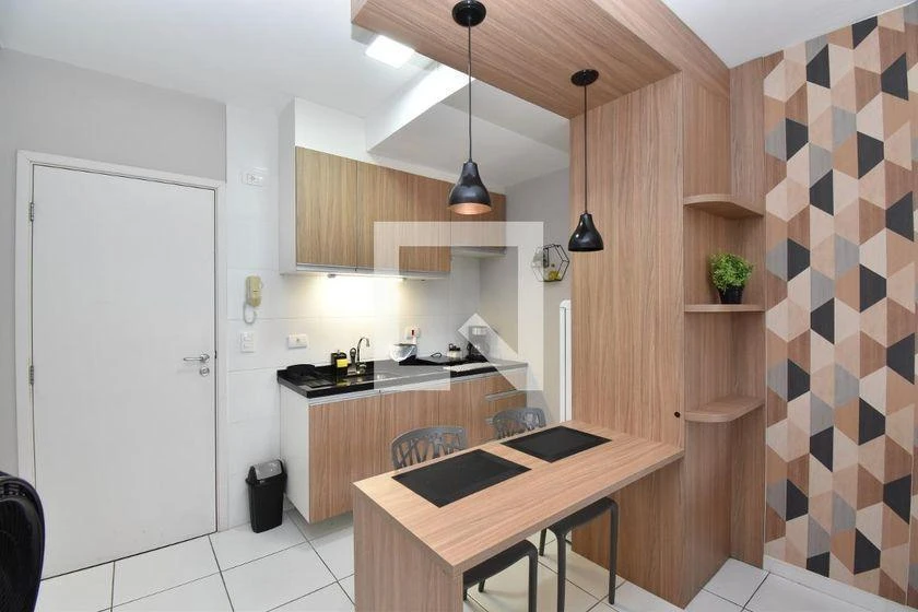 Kitnet amueblada de 27 m² con 1 plaza y 1 dormitorio — photo 2