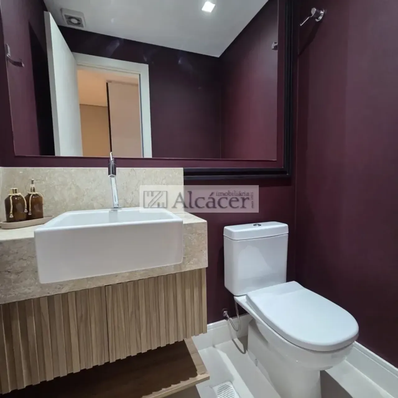 Мебльована квартира з 1 спальнею та 2 ванними і 1 паркомісцем — photo 8
