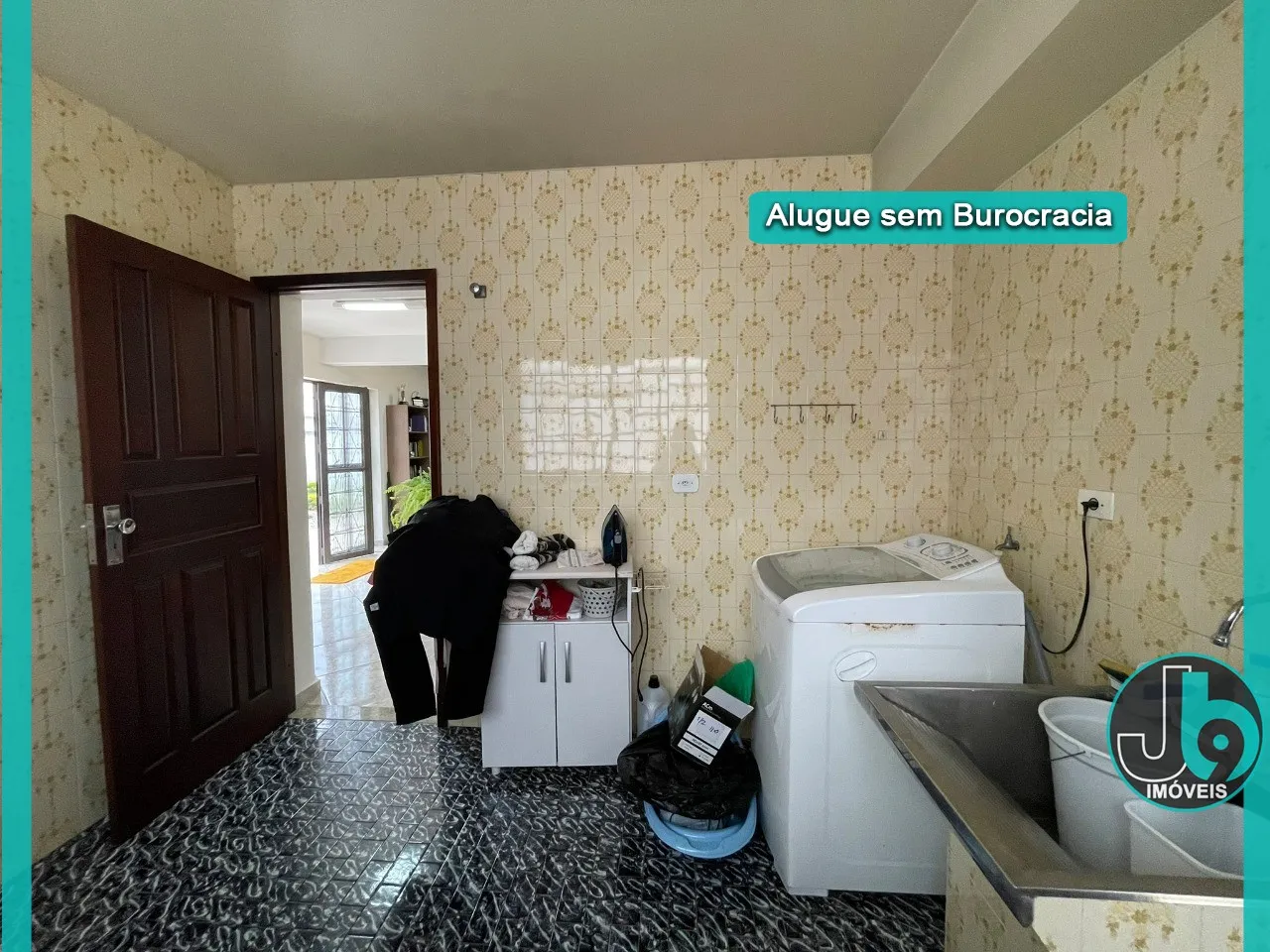 Furnished house with 5 bedrooms and 2 bathrooms — photo 37