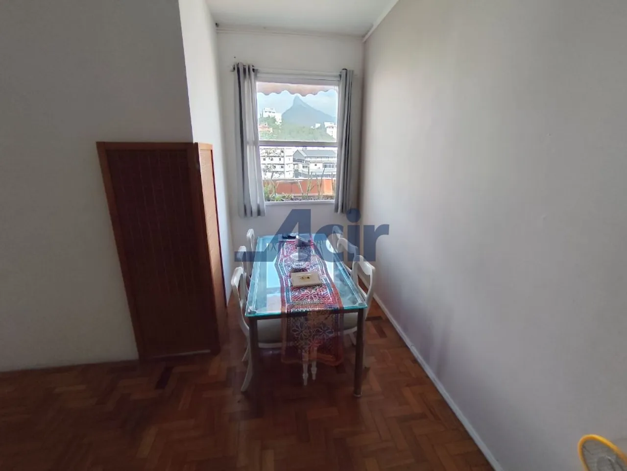 3-bedroom apartment with balcony and city view — photo 9