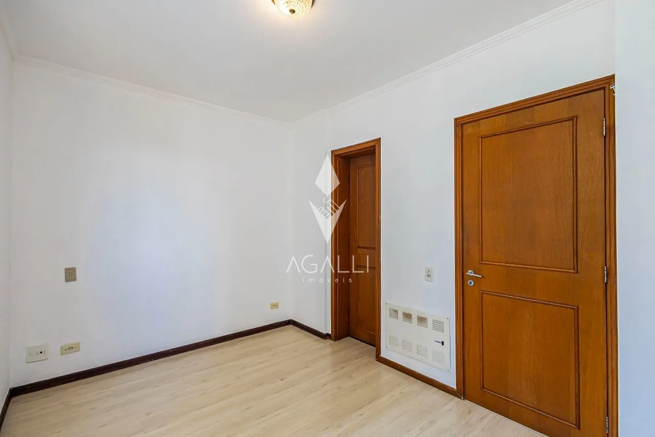 Apartment, 112 m², with a glass-enclosed balcony — photo 50