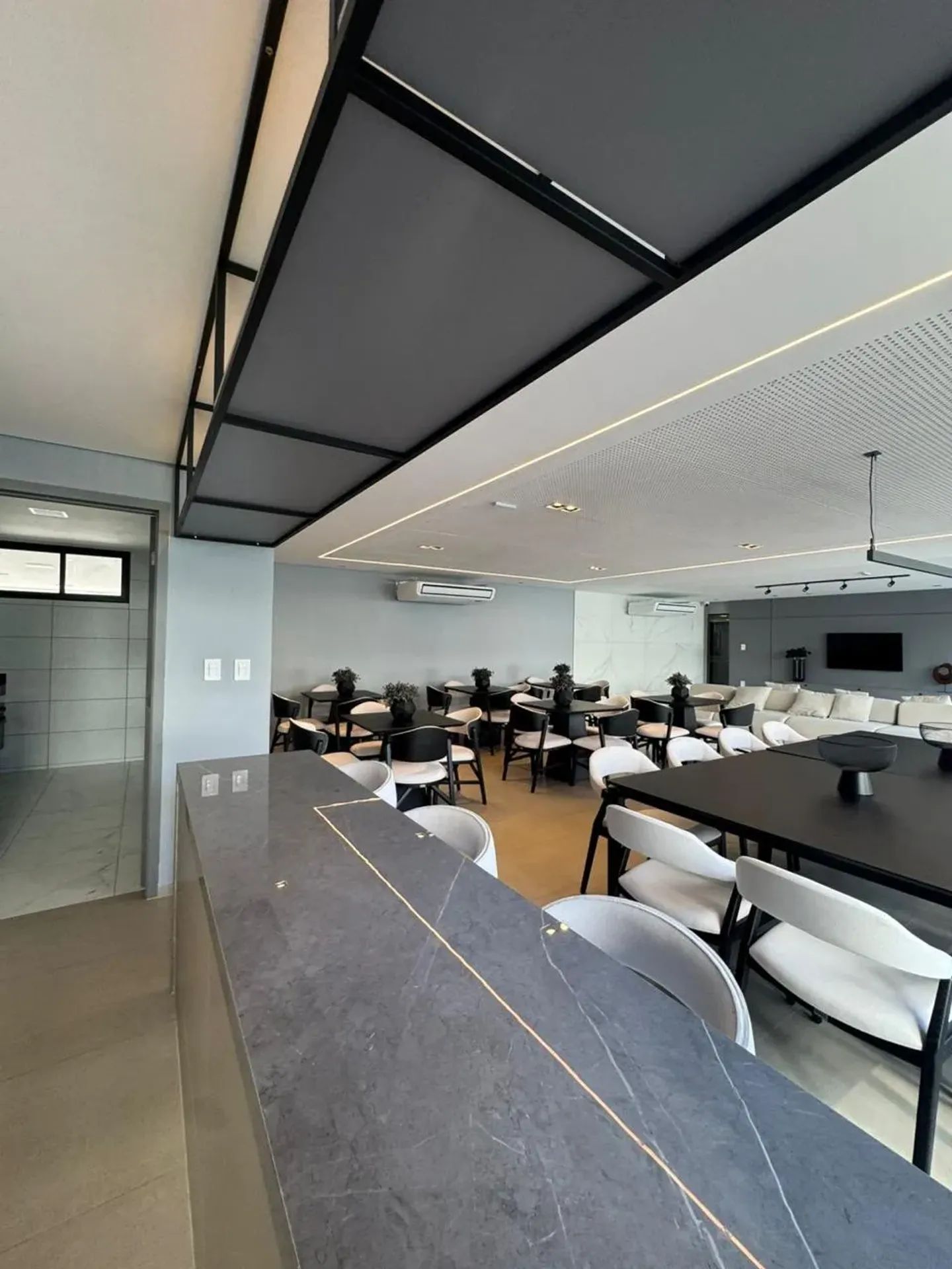 Washing machine in a 3-bedroom apartment, 84 m² — photo 24
