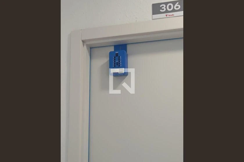 2-bedroom 45 m² apartment with a dedicated laundry area — photo 33