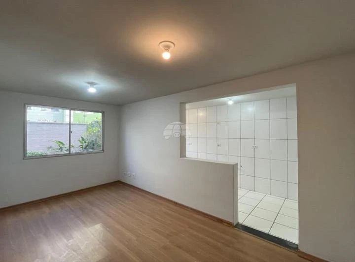 Ground-floor apartment with 2 bedrooms and a closed kitchen — photo 2