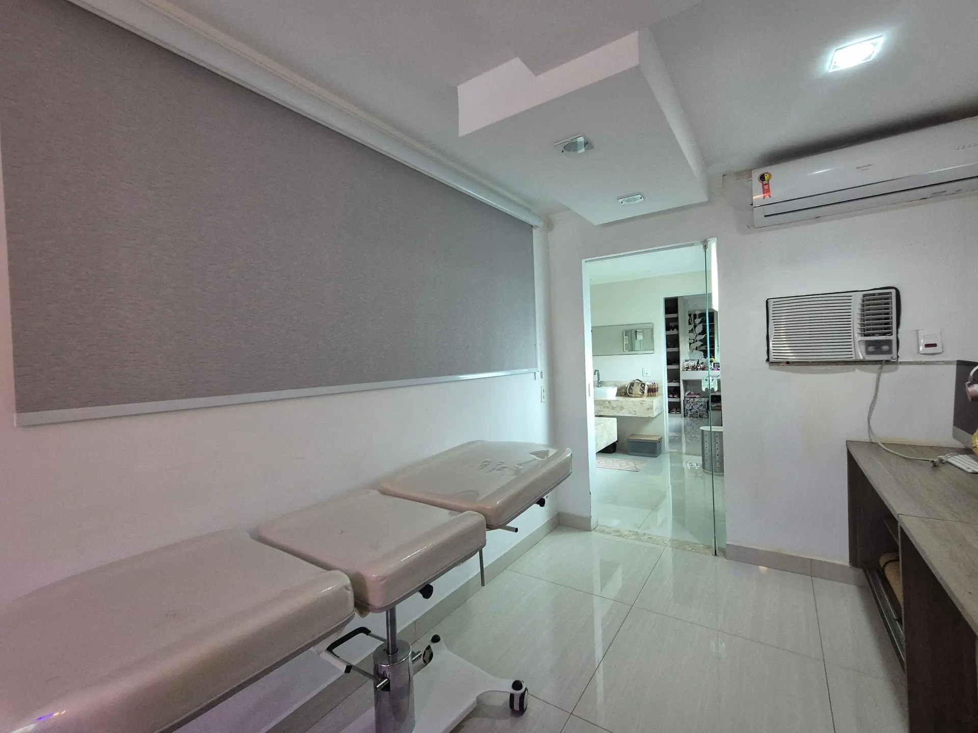 4 quartos e jacuzzi: casa de 318 m² — photo 54