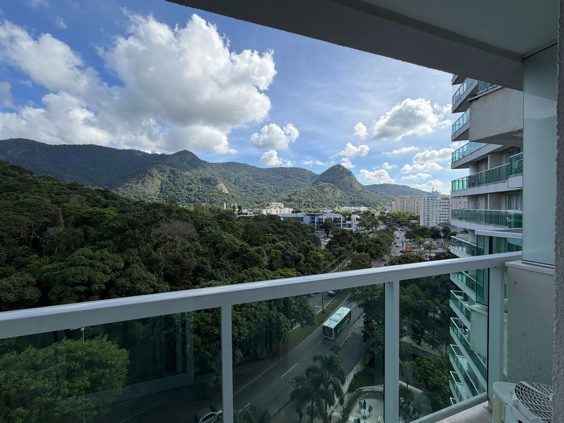 Apartamento mobiliado com 2 quartos em suítes — photo 28