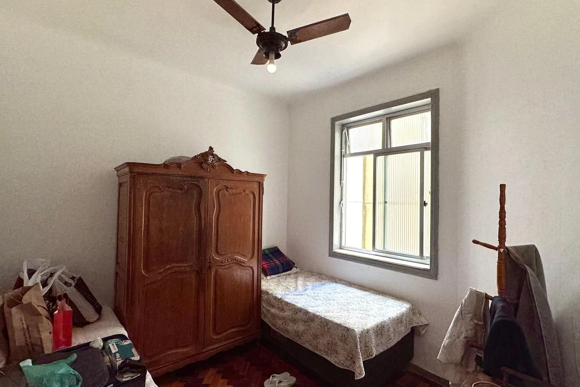 Furnished apartment with 3 bedrooms and a balcony — photo 25