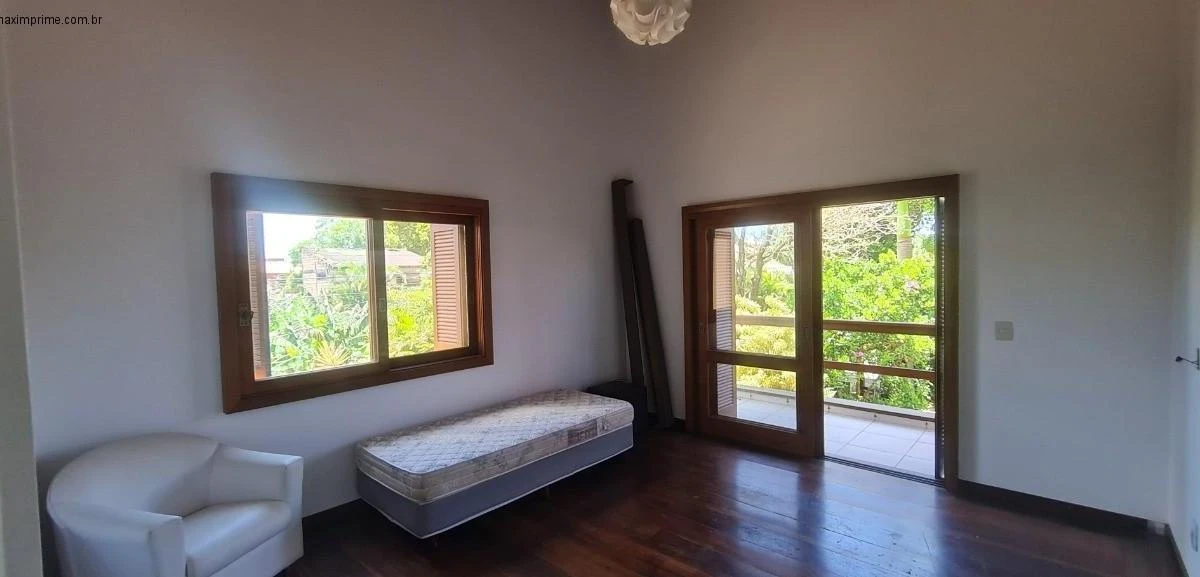 Casa con espacio de home office en Florianópolis — photo 32