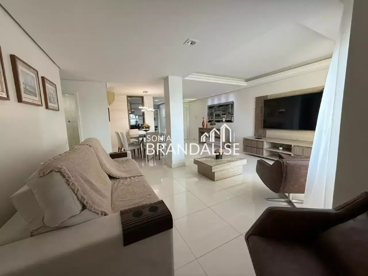Apartamento amueblado con vista al agua y 2 dormitorios — photo 8