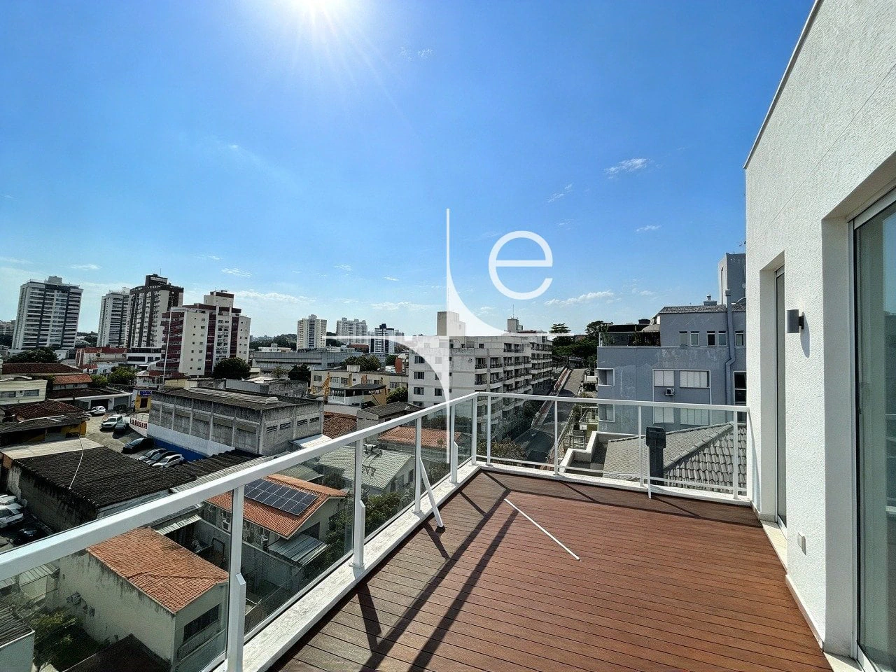 Furnished apartment, 184 m², with floor-to-ceiling windows — photo 26