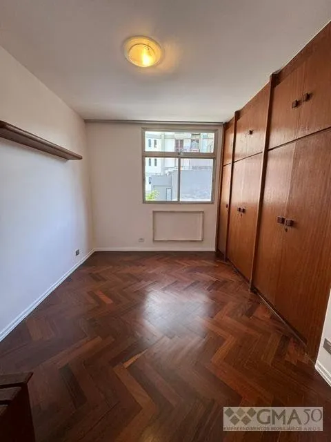 Apartment, 70 m², with wood or laminate floors — photo 3