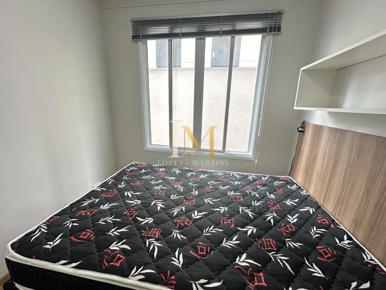 Деревянный пол или ламинат и 1 спальня: квартира 46 м² — photo 4