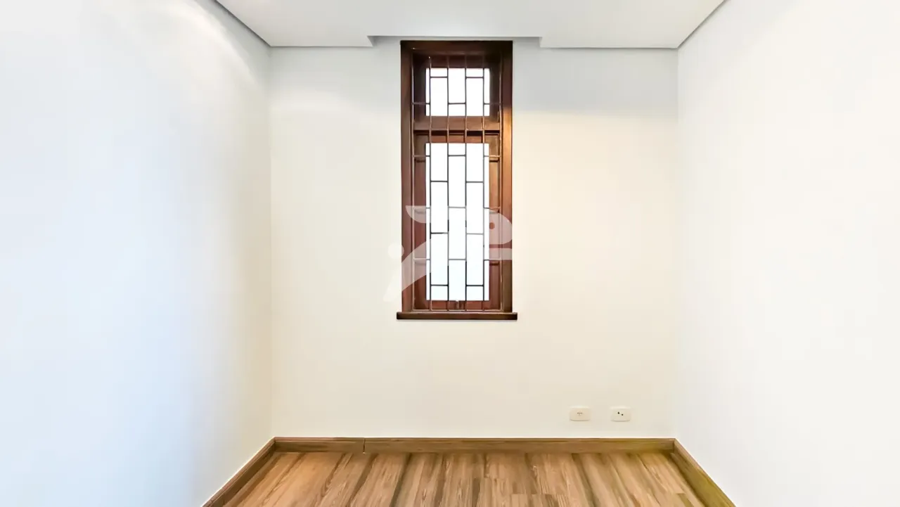 House with 2 bedrooms and a built-in balcony grill — photo 19