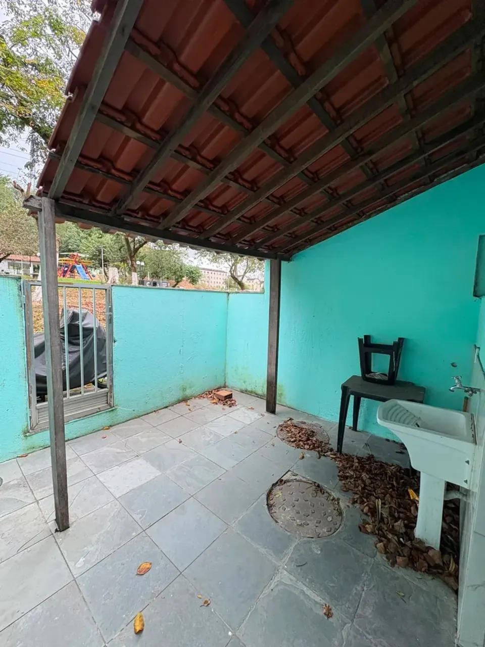 House with 2 bedrooms and 1 bathroom plus 1 parking space — photo 15