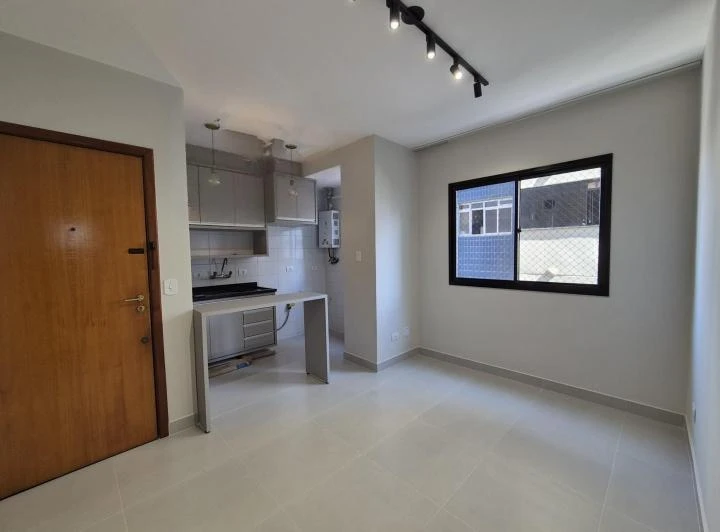 1-bedroom apartment with open-plan kitchen — photo 2