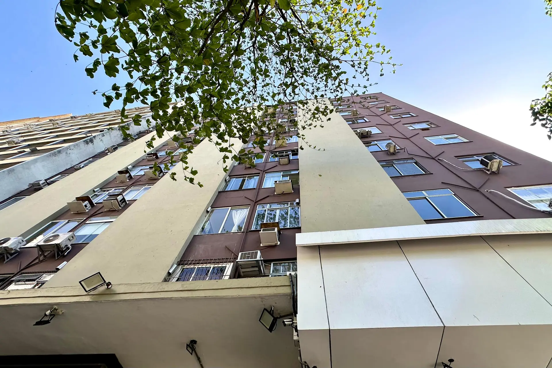 Apartamento mobiliado de 1 quarto com cozinha integrada — photo 14