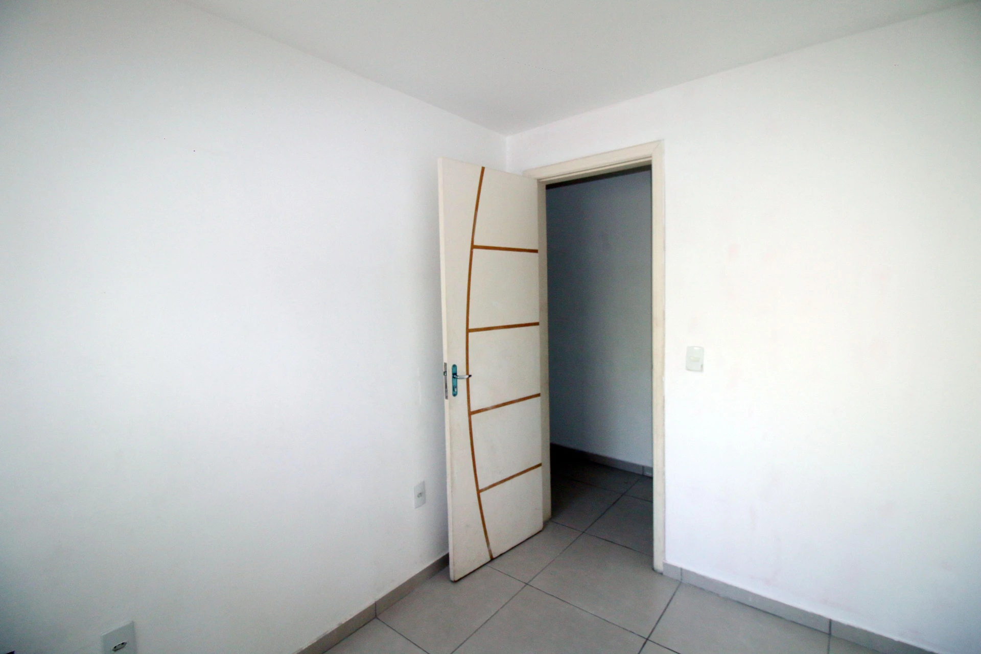 House with 2 bedrooms and 2 bathrooms plus parking — photo 23