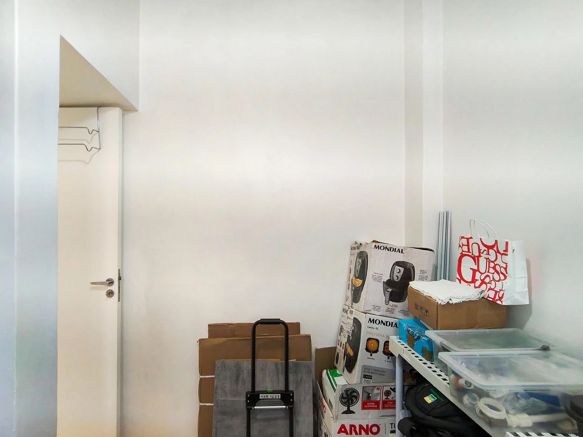 Apartamento mobiliado com cozinha americana e fogão a gás — photo 15