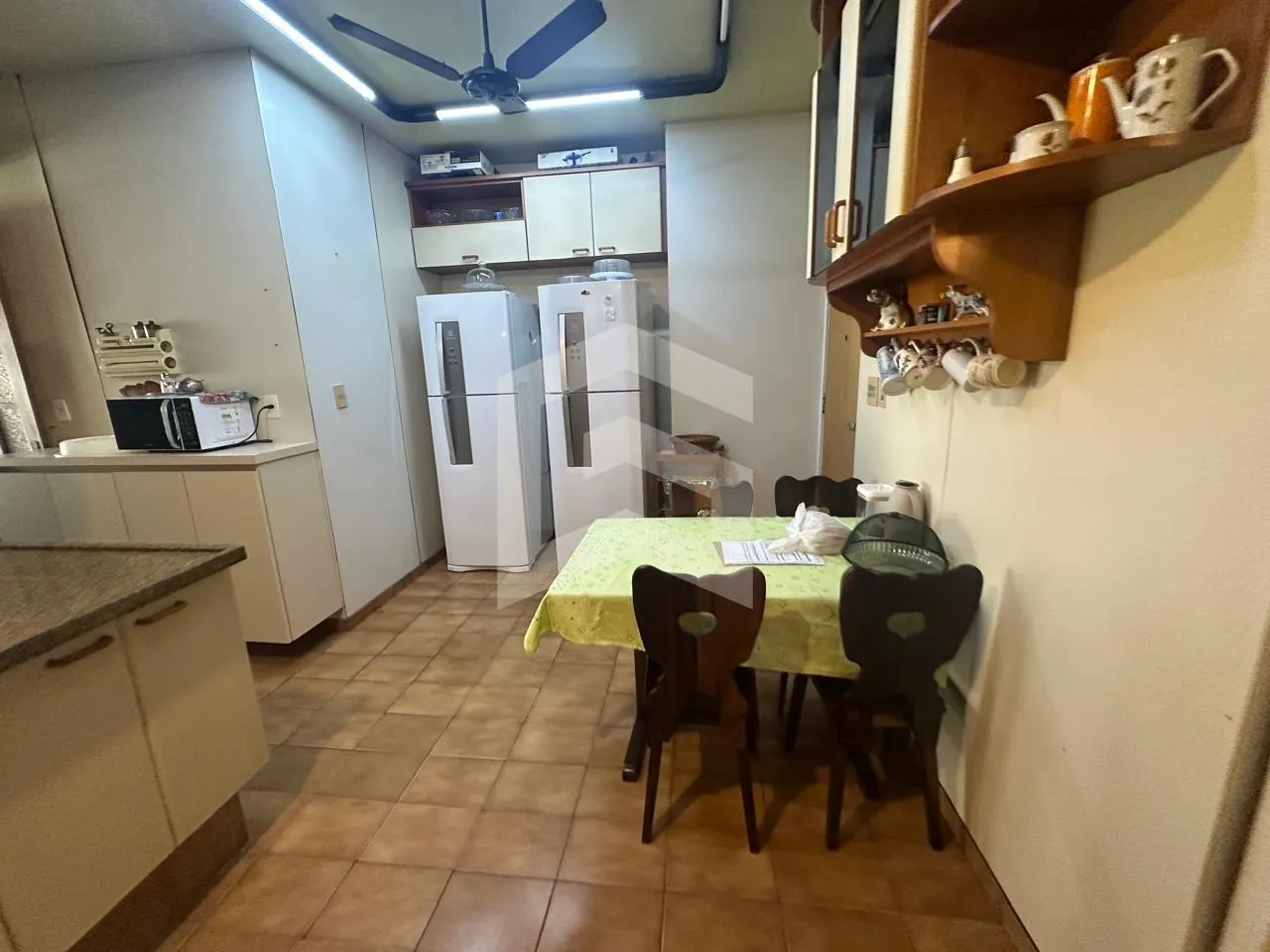Furnished apartment, 252 m², with a walk-in closet — photo 18