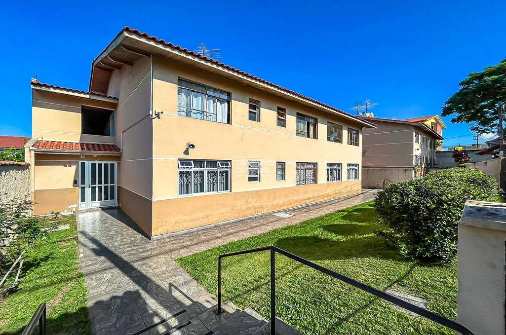 1-bedroom apartment with parking, 37 m² in good condition — photo 5