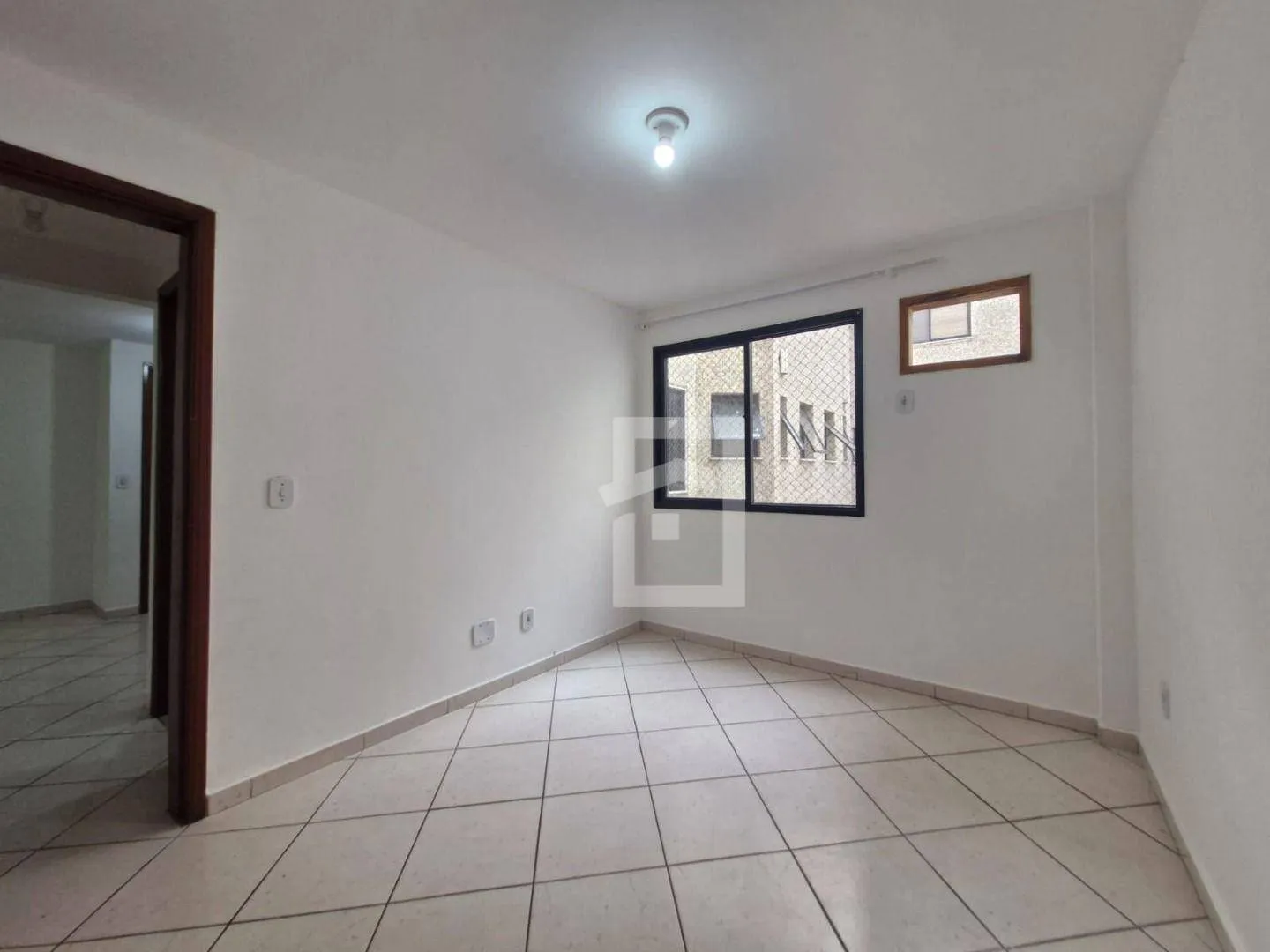 Apartamento com 2 quartos e 2 banheiros — photo 14