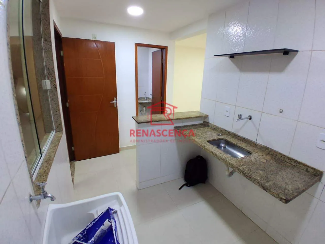 Apartamento de 1 quarto com cozinha separada — photo 3