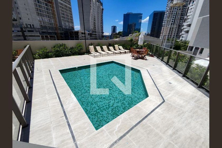 Apartamento mobiliado de 1 quarto com máquina de lavar — photo 35