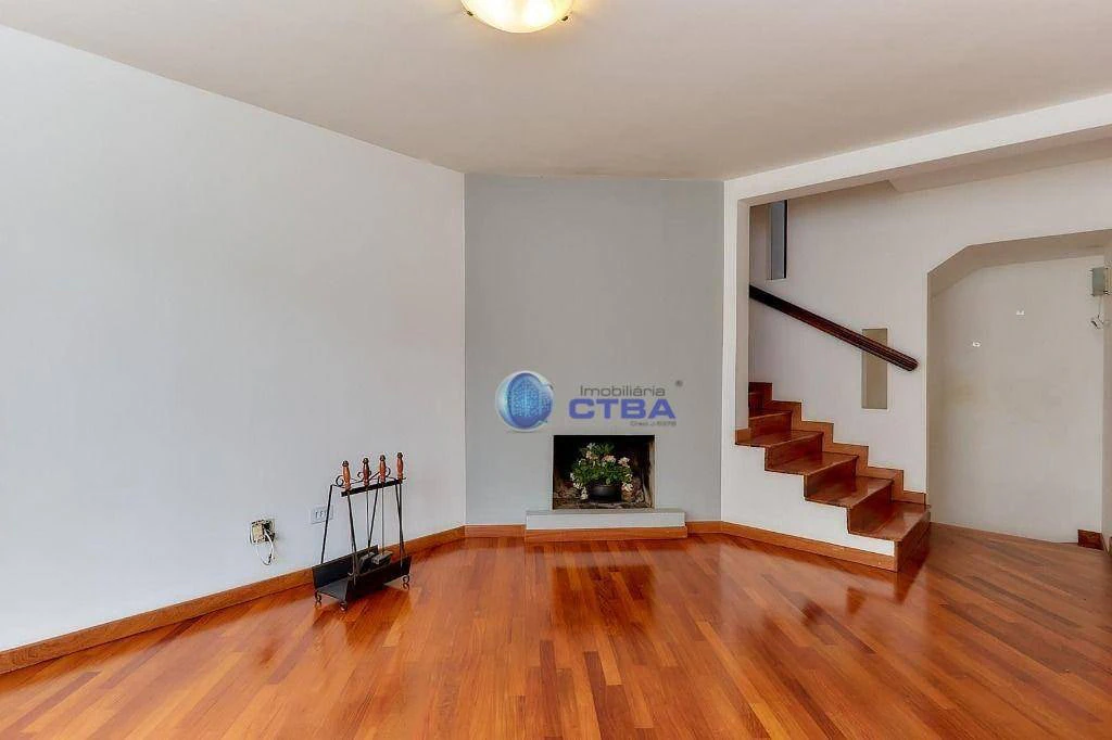 House, 164 m², with wood or laminate floors — photo 7