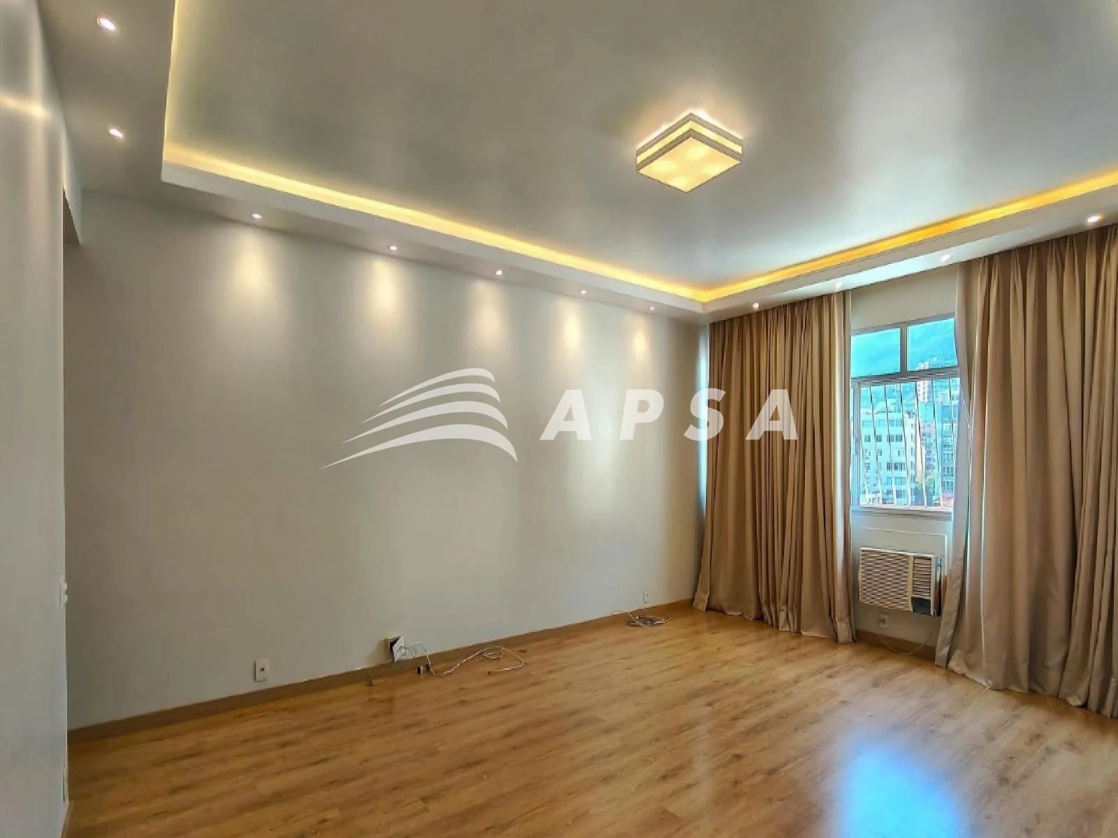 128 m² unfurnished apartment with 4 bedrooms and closed kitchen — photo 7