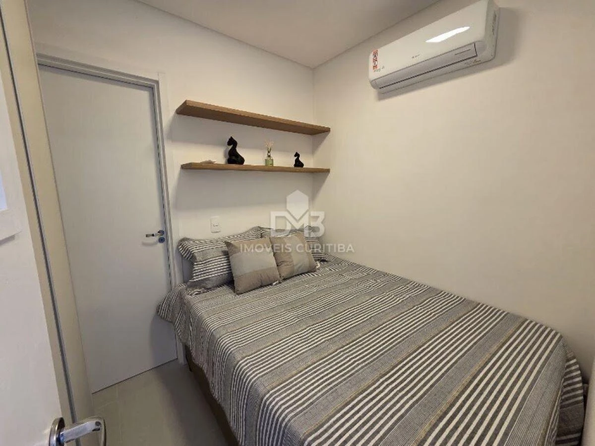 One-bedroom apartment with a home office in Curitiba — photo 3