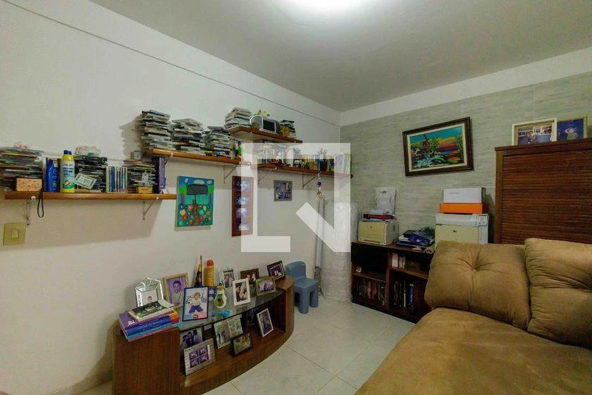 300 m² house with 5 en-suite bedrooms and private garden — photo 48