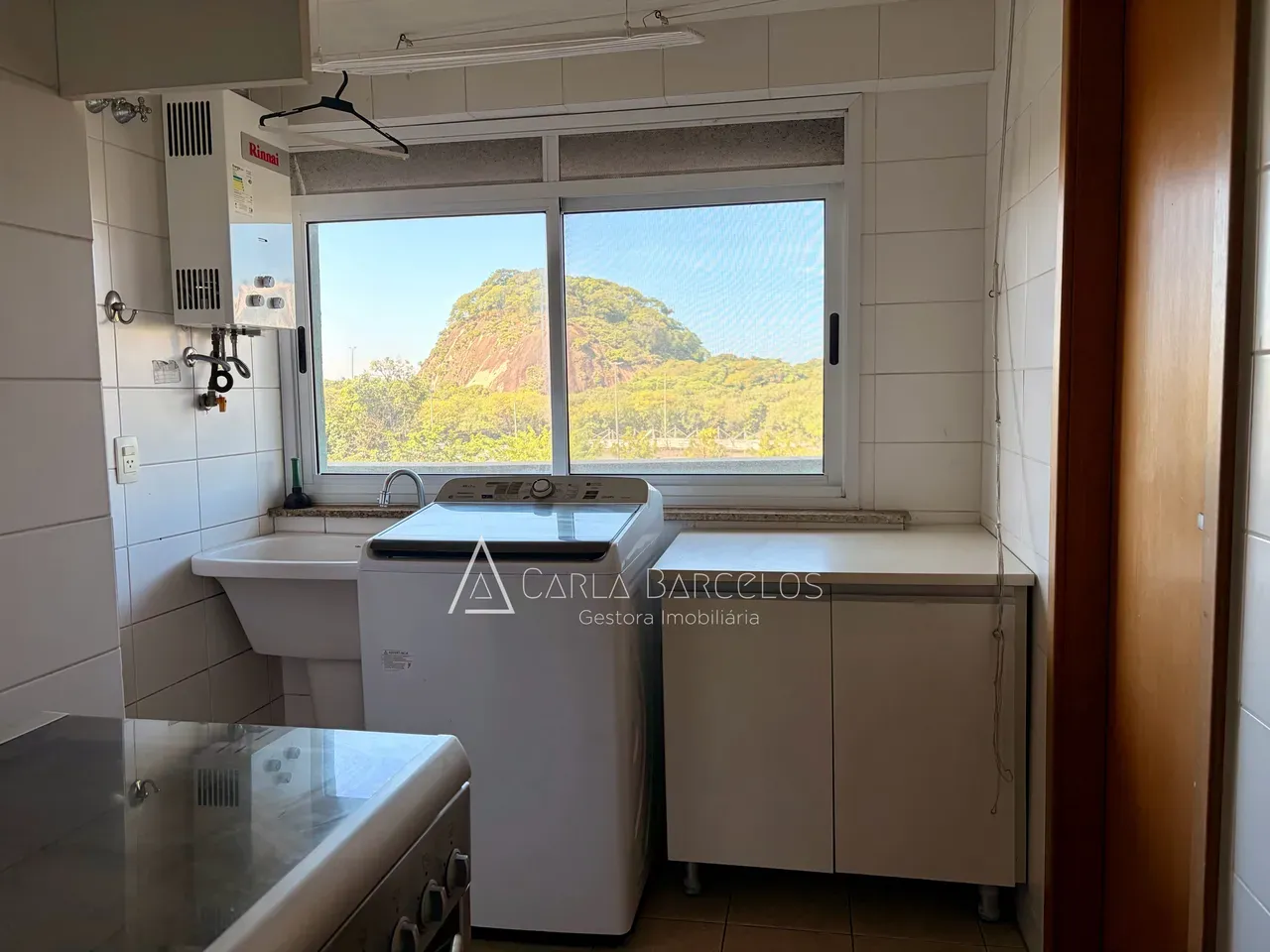 Washing machine in a 3-bedroom apartment, 113 m² — photo 22