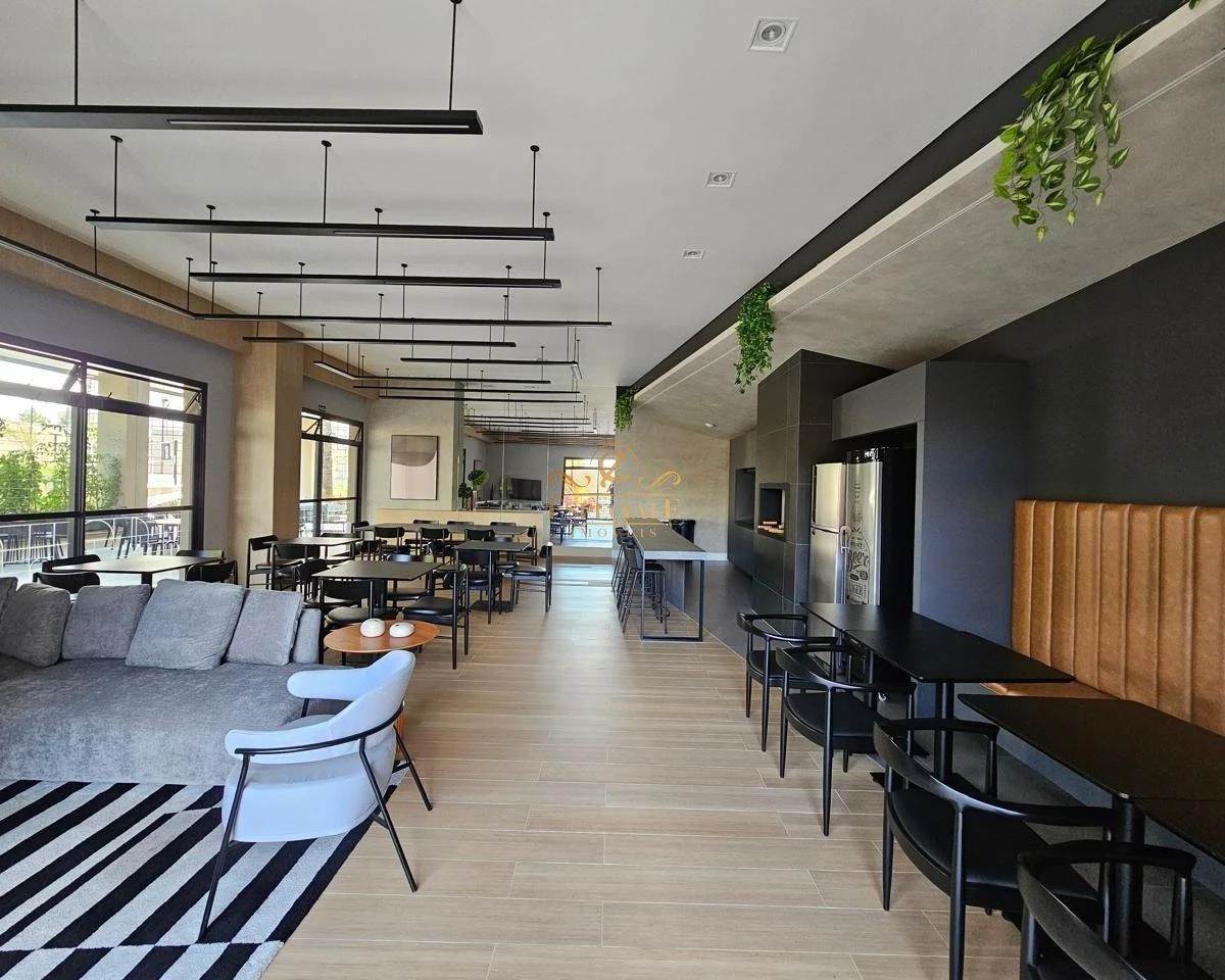 3-bedroom apartment in a building with a pool — photo 16
