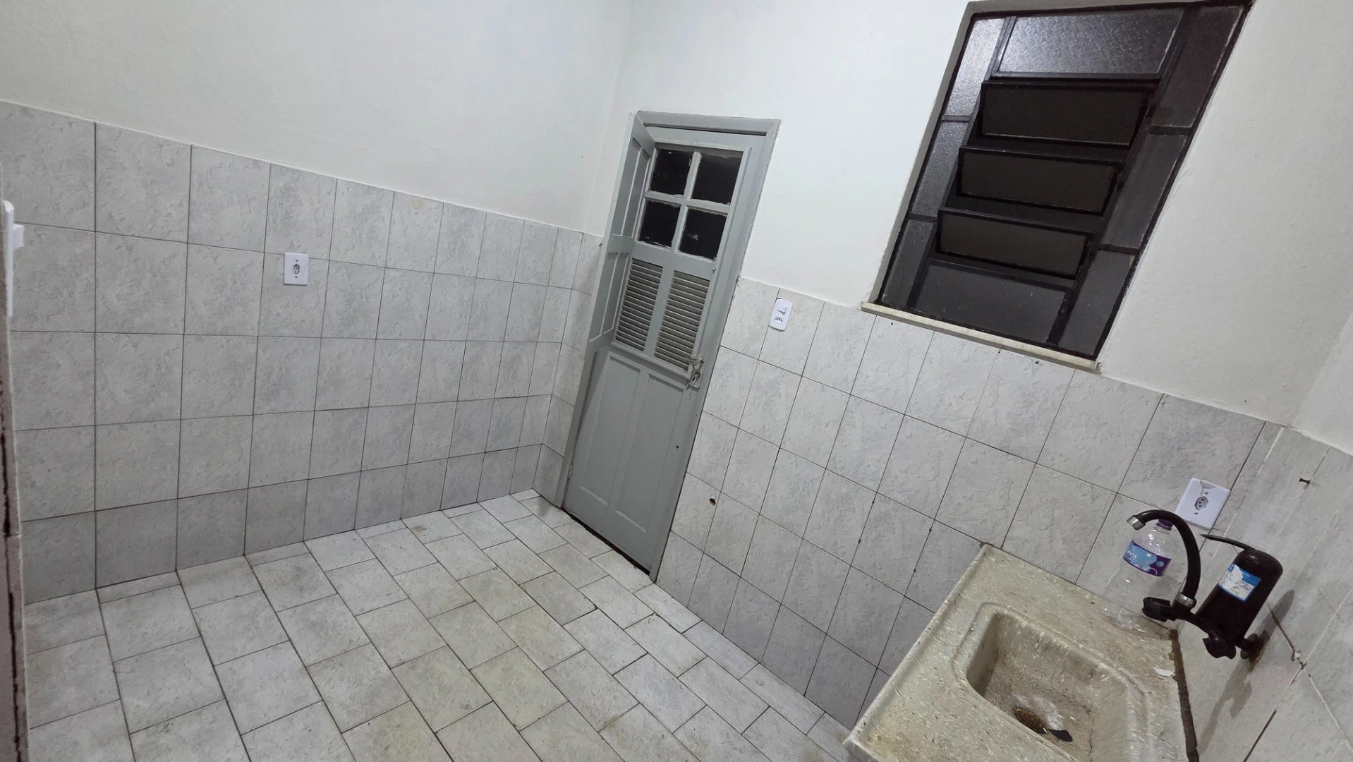 Casa, 51 m², com jardim — photo 2