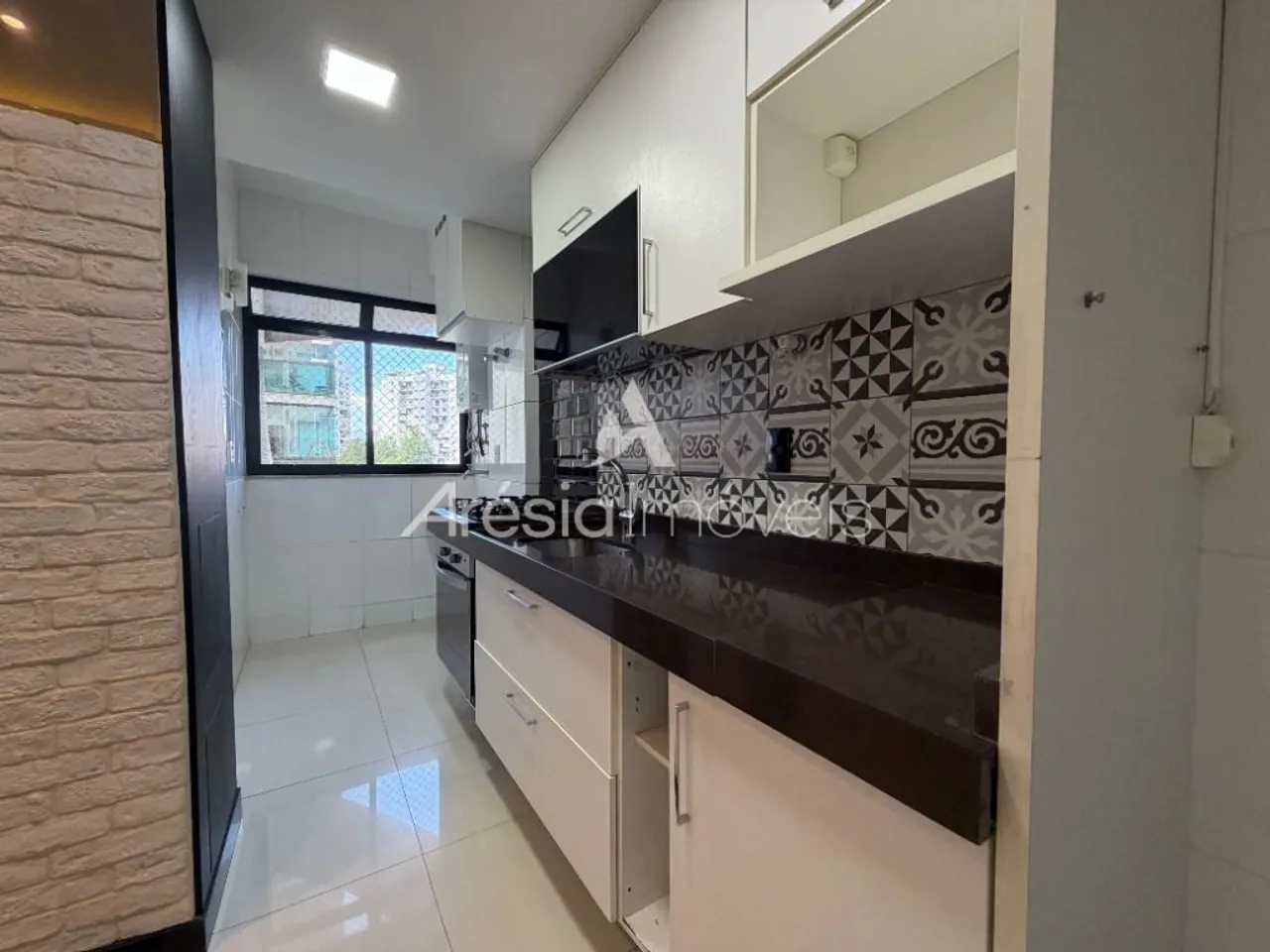 2-bedroom apartment with open-plan gas kitchen — photo 8