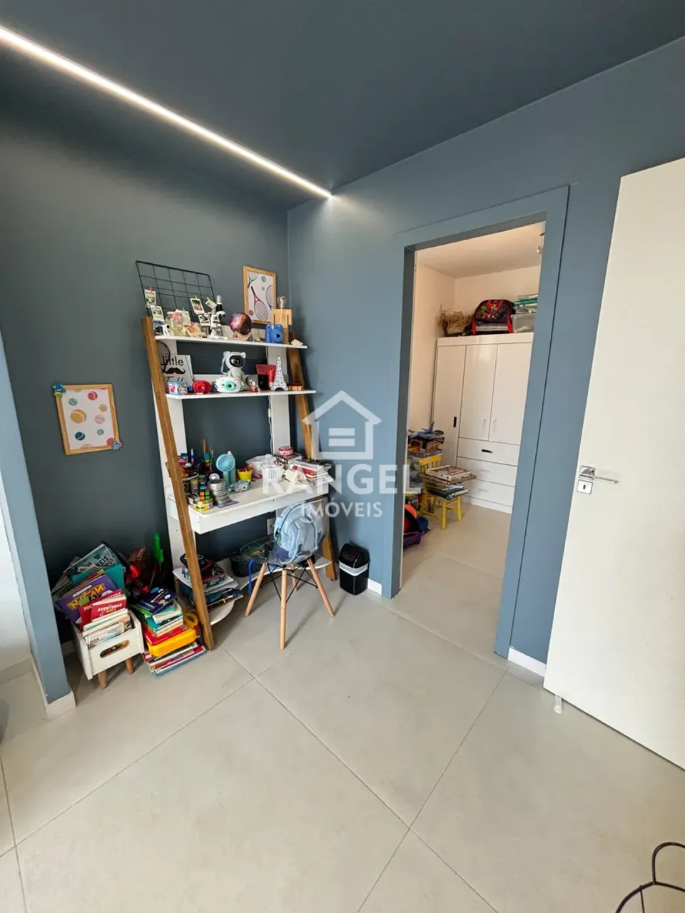Casa em condomínio fechado com 4 quartos e 5 banheiros — photo 15