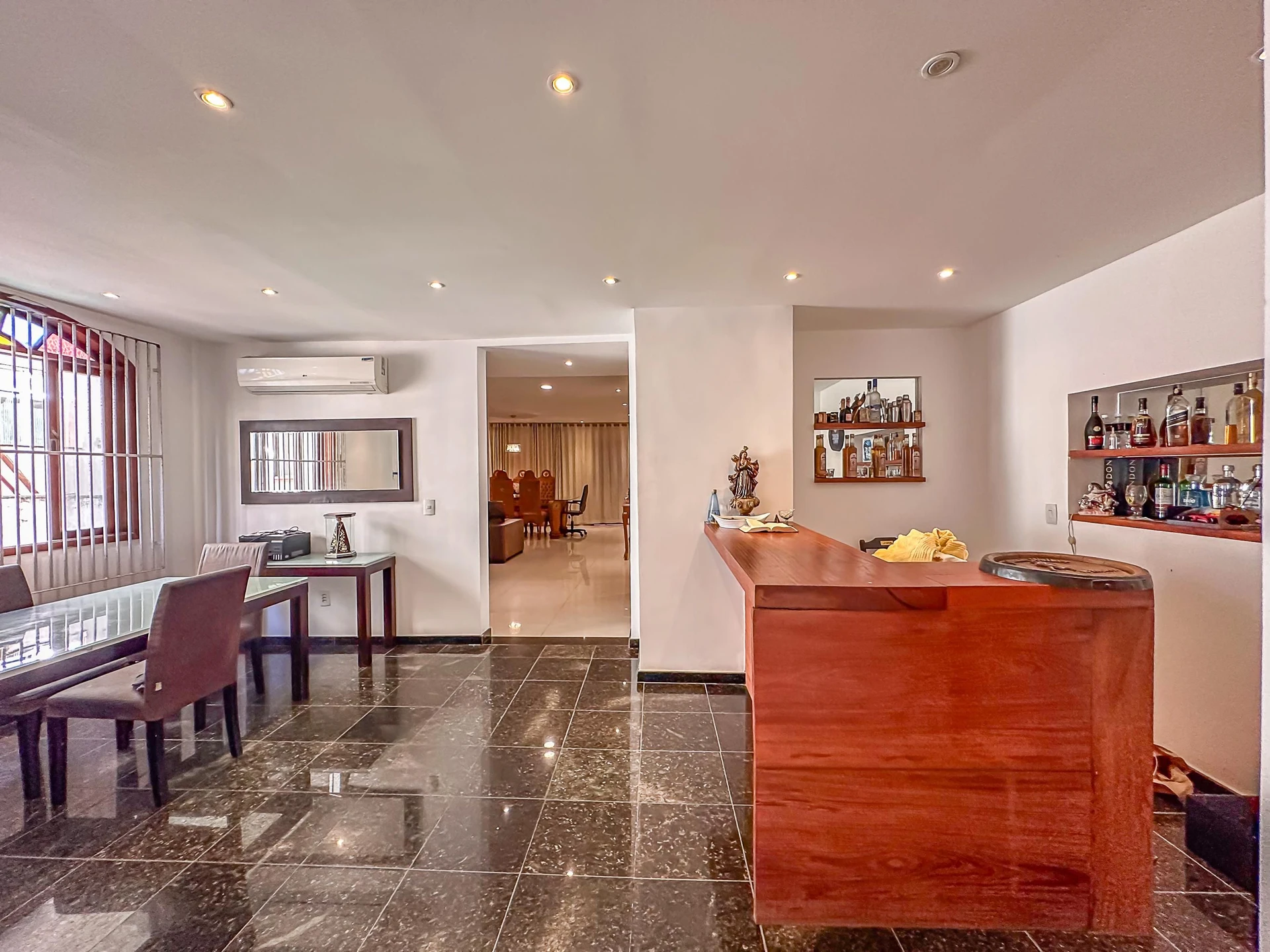Furnished house with 3 bedrooms and a washing machine — photo 48