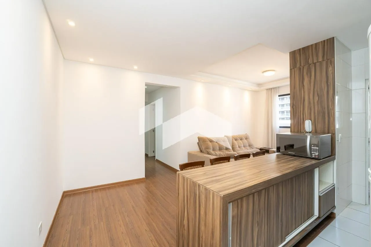Furnished 2-bedroom apartment with 1 bathroom — photo 8