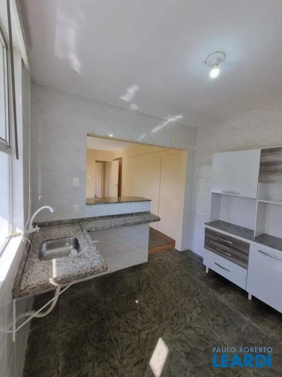 1-bedroom apartment with parking and 48 m² floor area — photo 10