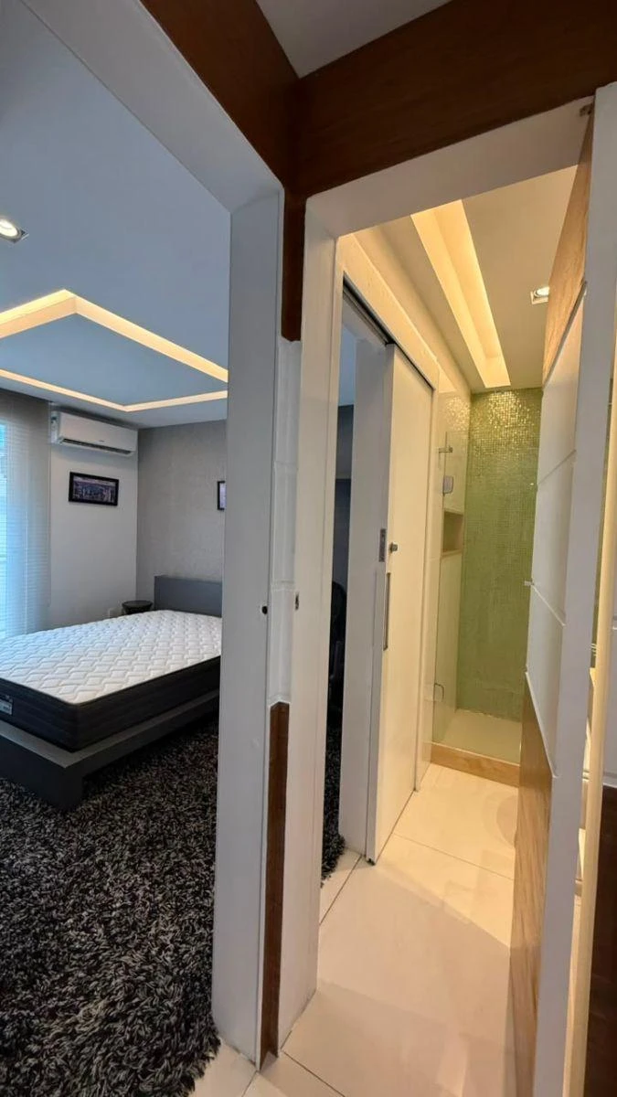 Furnished 86 m² apartment with 2 en-suite bedrooms — photo 8
