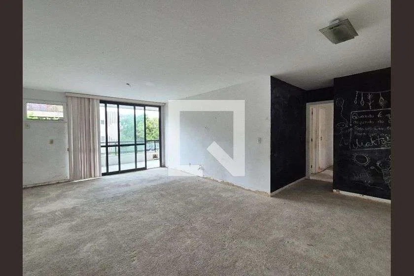 3-bedroom apartment, 1 with its own bathroom, 152 m² — photo 8