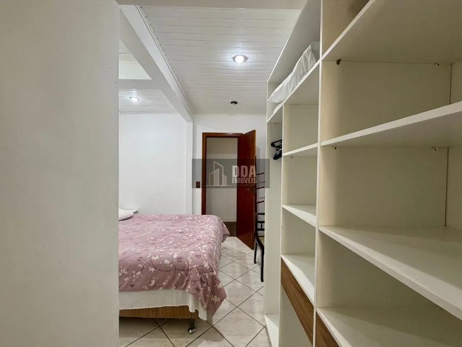 Casa para alquilar de 450 m² con 4 dormitorios — photo 27