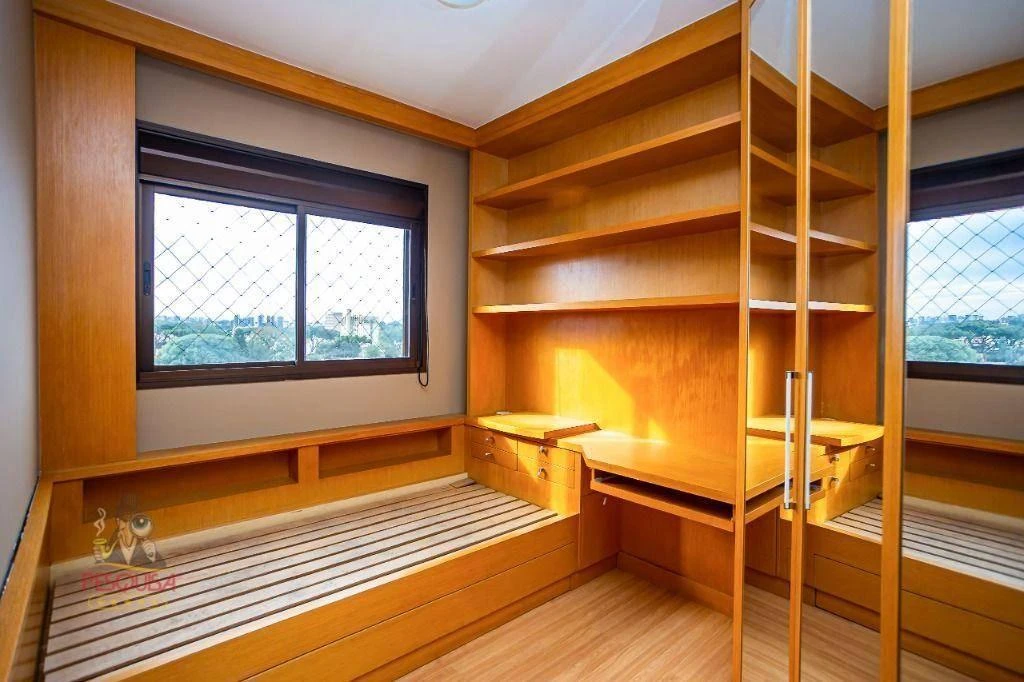 Apartment with 4 bedrooms and 190 m² — photo 22